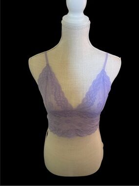 PINK Victoria's Secret Lavender Lace Bralette